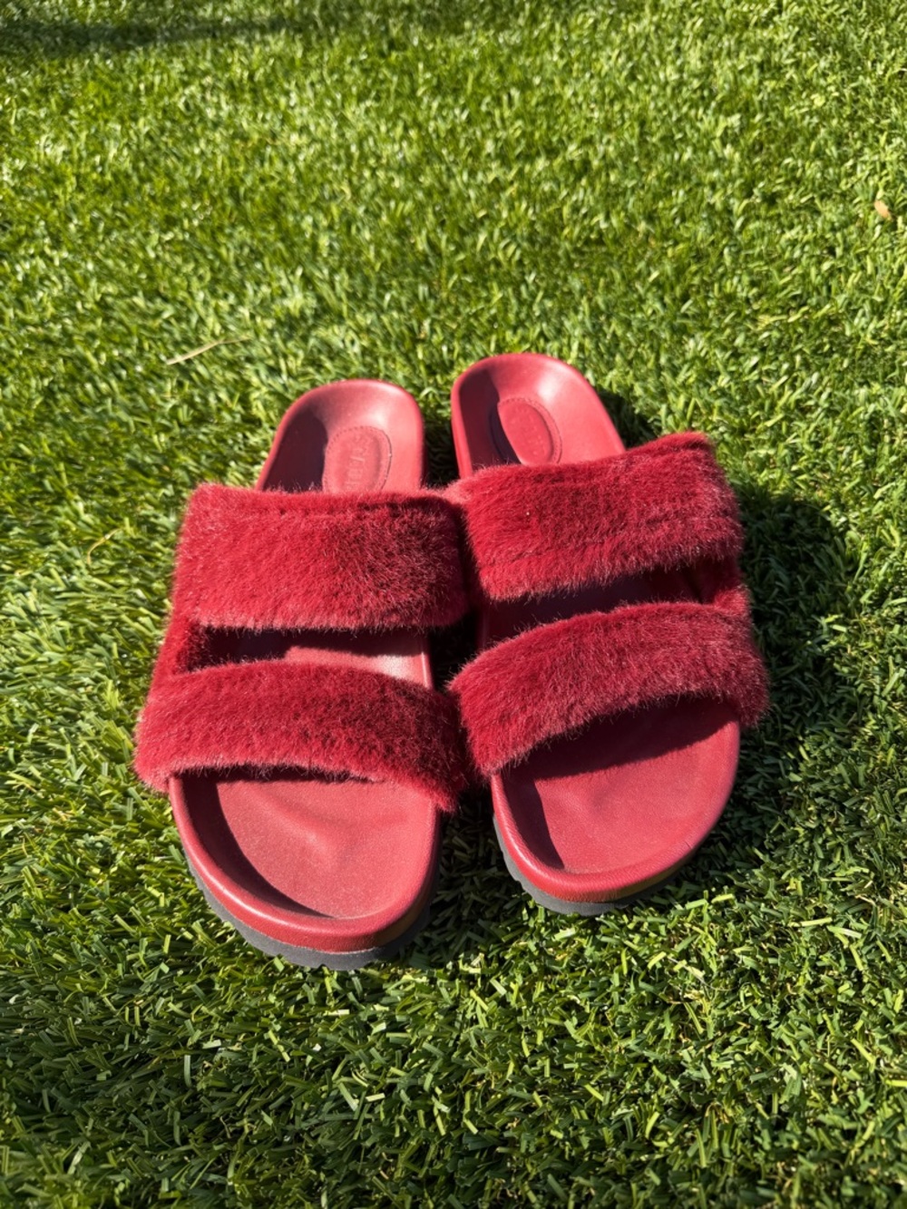 STAUD Fuzzy Double-Strap Slides in Burgundy